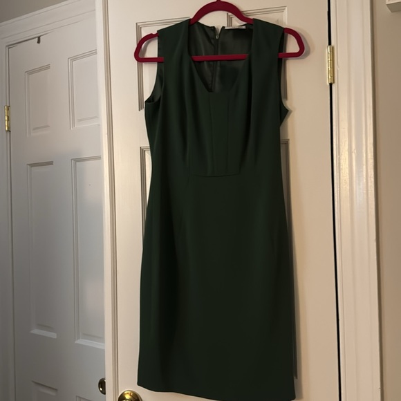 Green Tahari "Enya" Dress - Picture 2 of 6